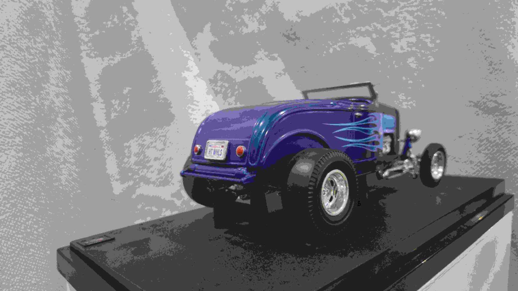 Hotwheels 1932 Ford Hot Rod - Image 3